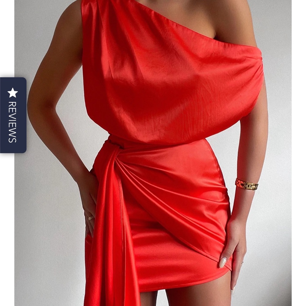 Red cocktail dress! Perfect for any event!